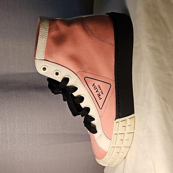 Prada high top sneakers - Picture 4 of 10